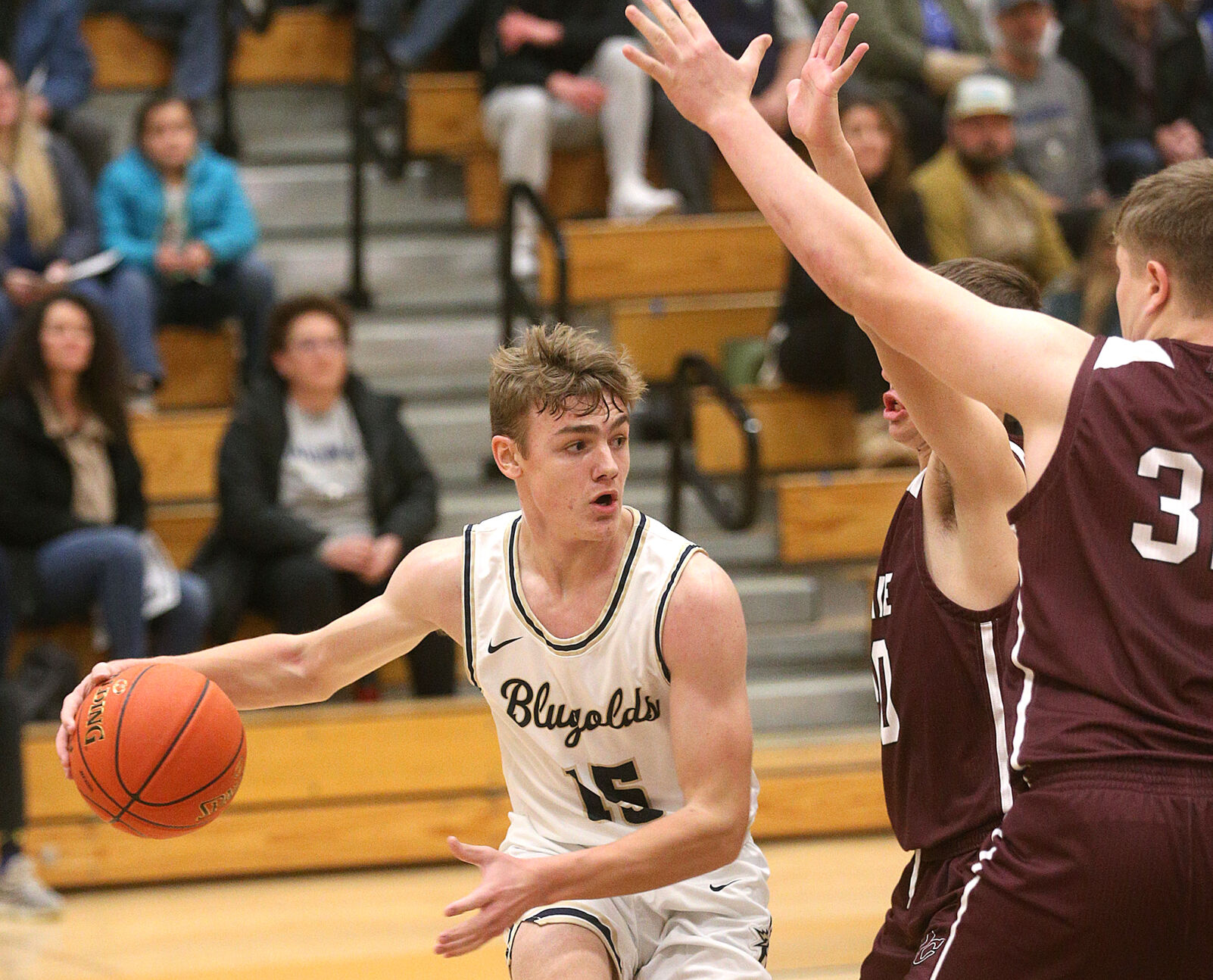 Prairie du Chien vs Aquinas, Dec. 2